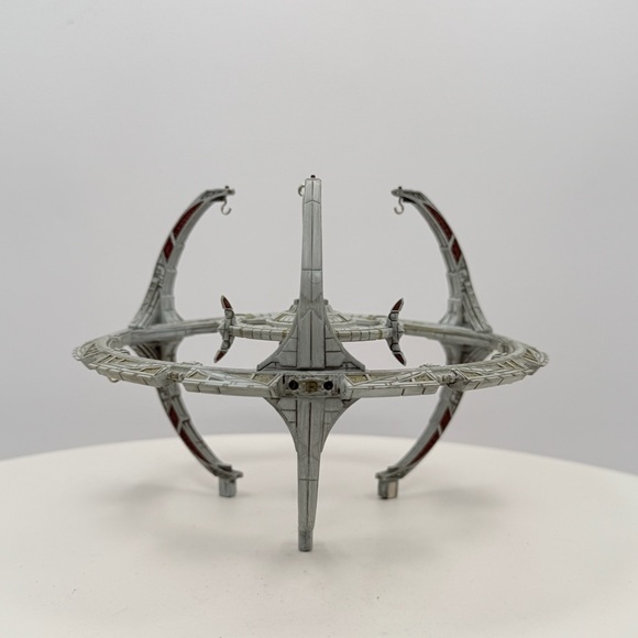 Hallmark Star Trek Ornaments Deep Space Nine & Voyager with Worf & Borg Designs - Picture 7 of 15